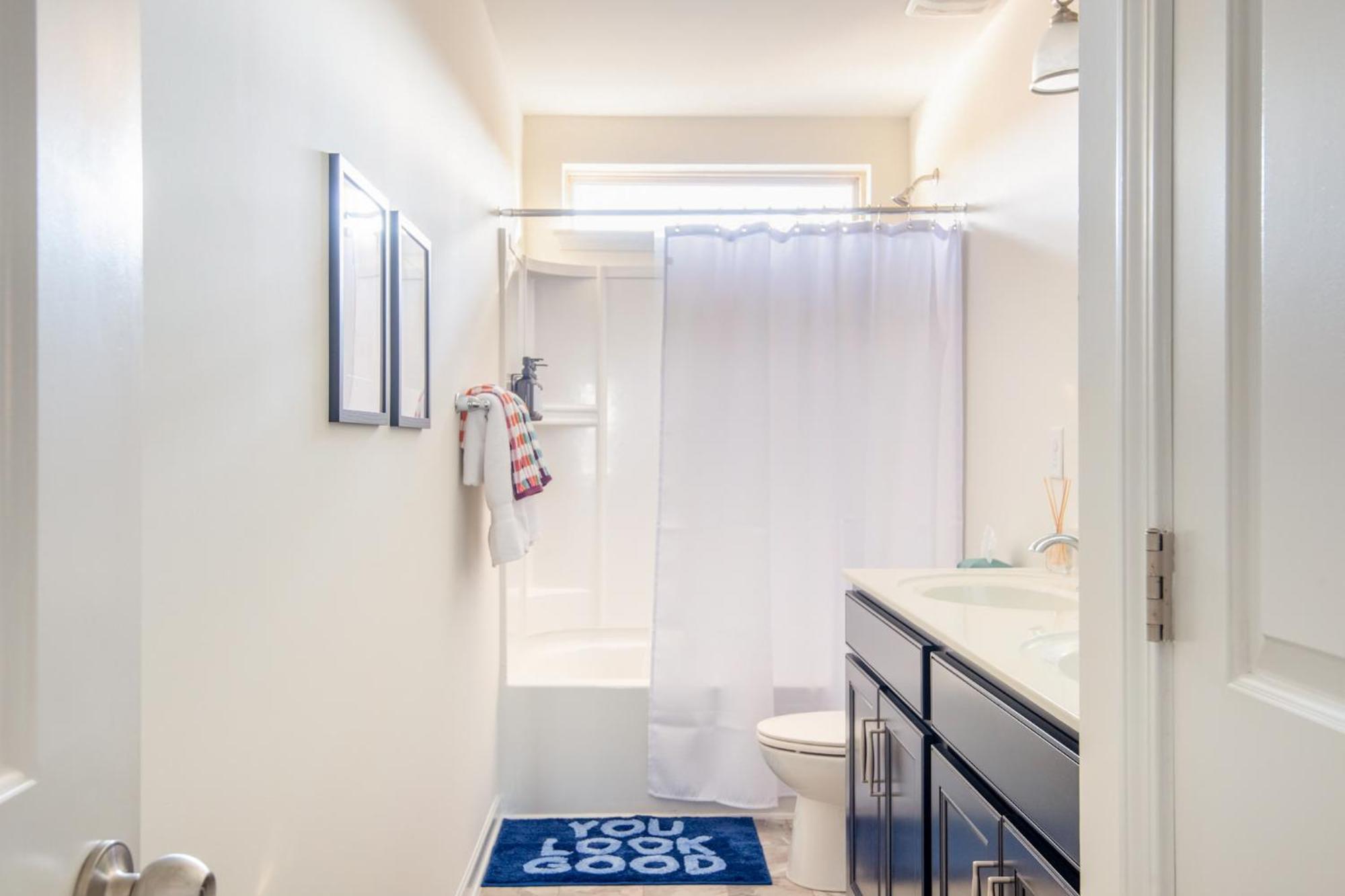 Near Clt Airport - 4Bd - Backyard - Balcony Βίλα Σάρλοτ Εξωτερικό φωτογραφία